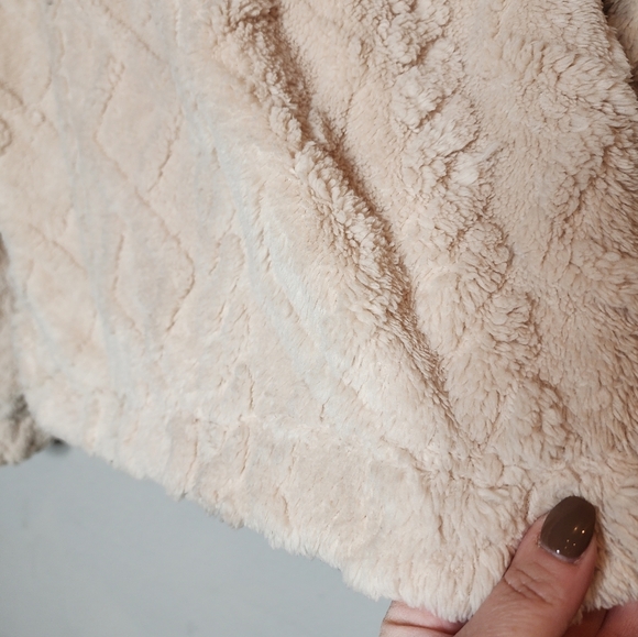 NWT Buckle Cozy Sherpa Fleece Cream 1/4 Zip Pullover Soft Stretch Size Small - Picture 4 of 16